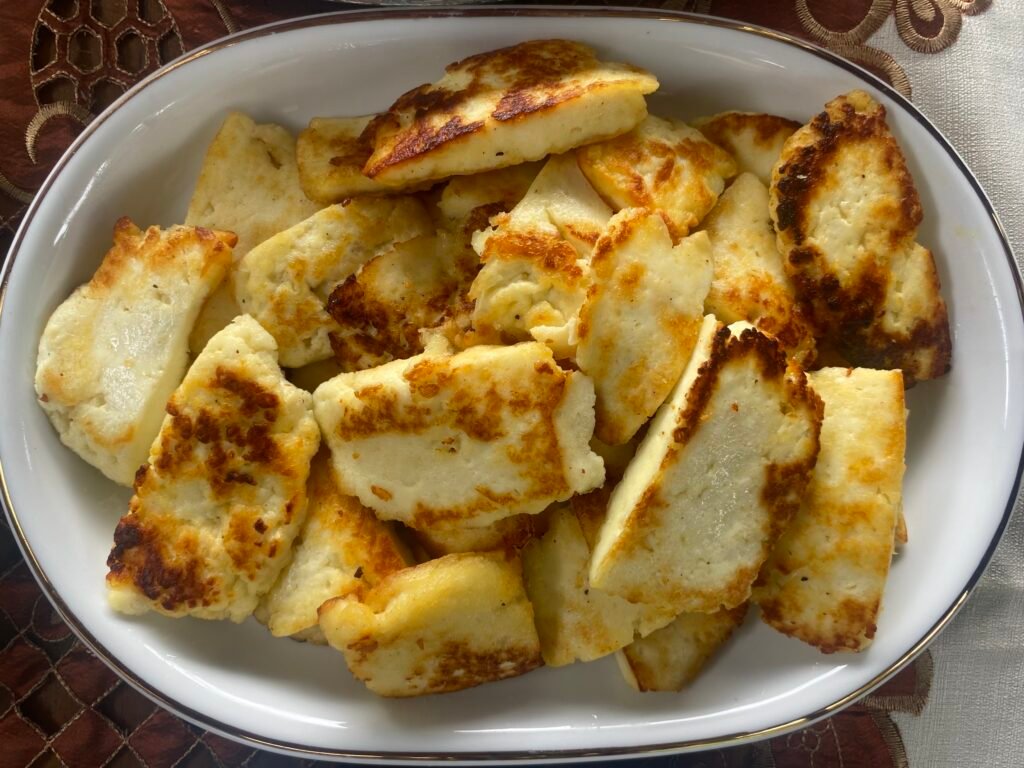 6 Makanan dari Indonesia Yang Unik Dan Penuh Nutrisi - MPOIN